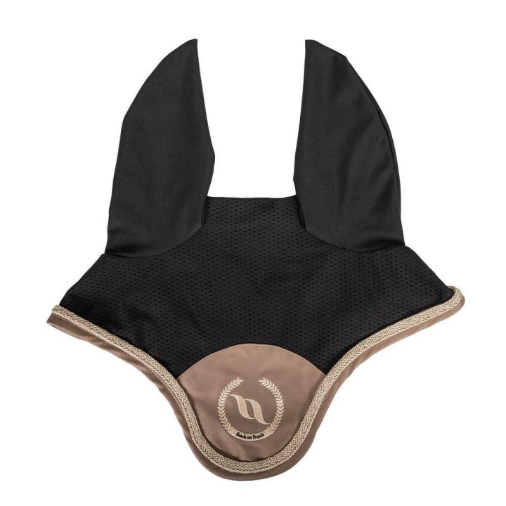 Fliegenhaube Back on Track night collection