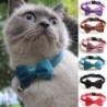 Samt-Katzenhalsband mit Schleife, verstellbare Sicherheitsschnalle, Gatos-Fliege, Katzenzubehör, Halsband für Katzen mit Glöc