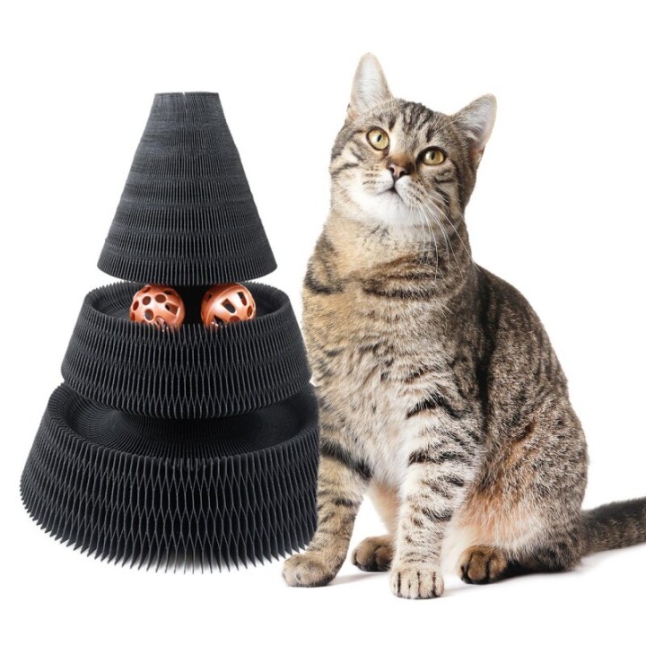 Canadian Cat Company Champi - Kratzpappe mit Spielbällen