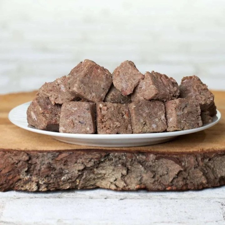 Komplett-Menü Geflügel mit Makrele für Katzen, gewolft 500 g Beutel