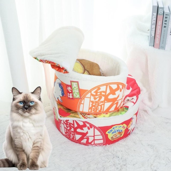 Orange Cat Winter Fun Nudeln Welpenbett Haus Katzenschlafsack Matte Plüschbett Möbelzubehör Heimtierbedarf