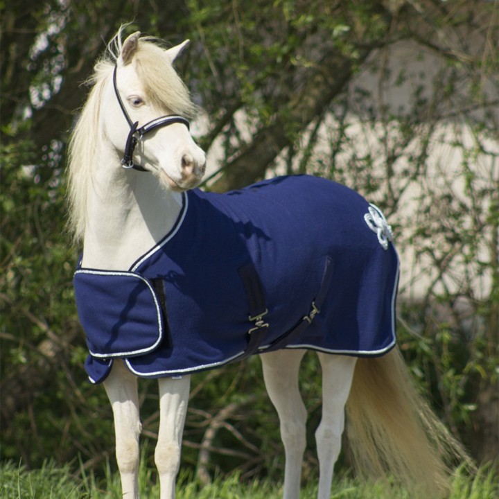 QHP Fleecedecke Falabella mit Ornament