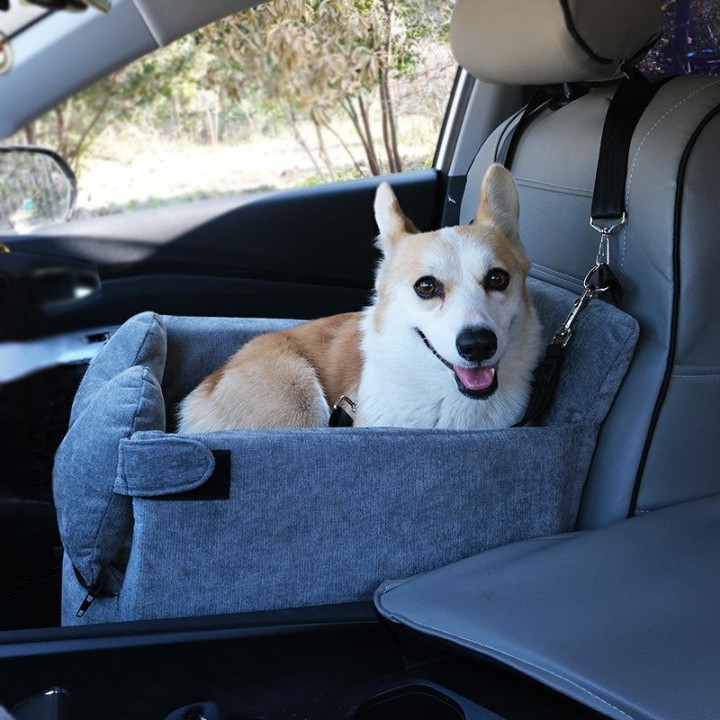 Neuer Autozwinger Katzenzwinger Vierjahreszeiten-Universal-Hundesicherheitssitz Außenzwinger Kleine Hunde-Haustier-Automatte