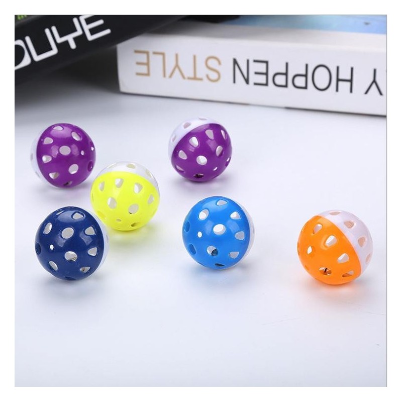 5 teile/satz 4,3 cm Hohl Glocke Ball Necken Katze Spielzeug Haustier Spielzeug Kunststoff Ball Weihnachten Ornament Katze Spi