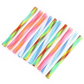 10 Stücke Frei Klapp Frühling Form MultiColor Katze Springenden Spielzeug Gute Elastizität Haustier Spielen Spielzeug
