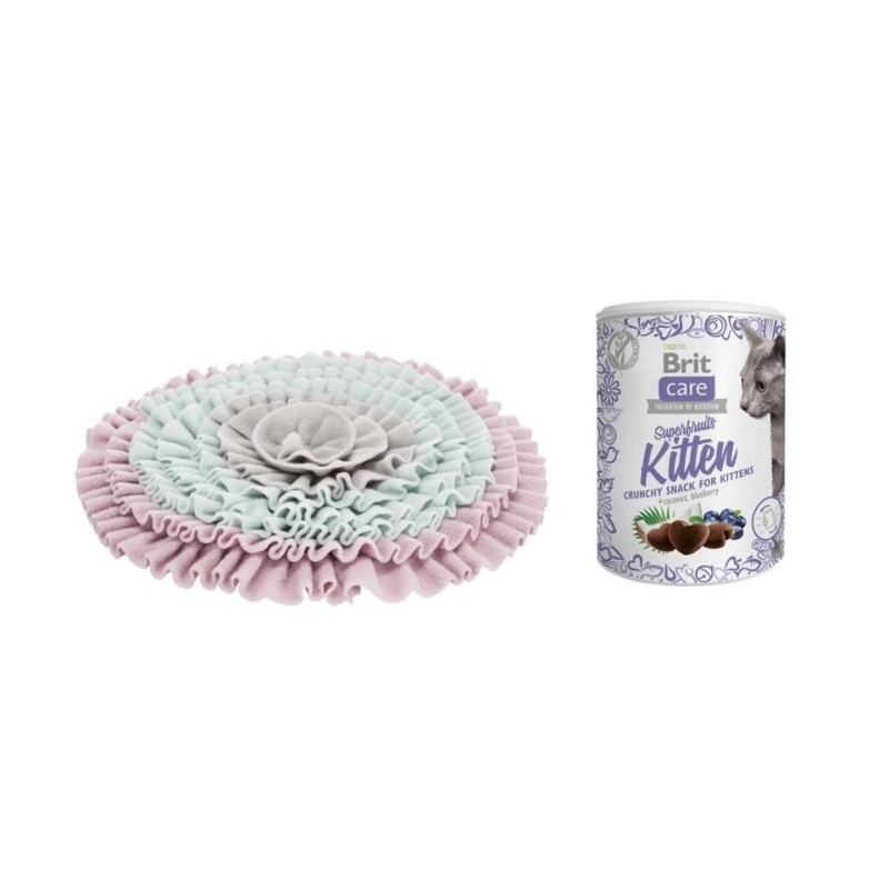 BRIT Weihnachtsset 2 x Snacks für Katzen 100 g + Schnüffelteppich