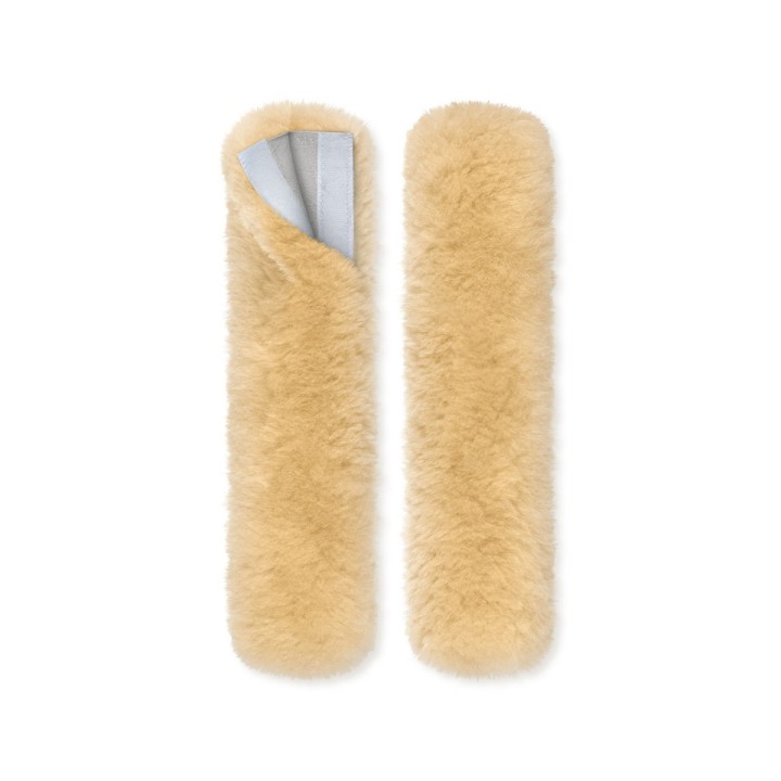 Mattes Lammfell NasenGenickriemenbezug mit Klett