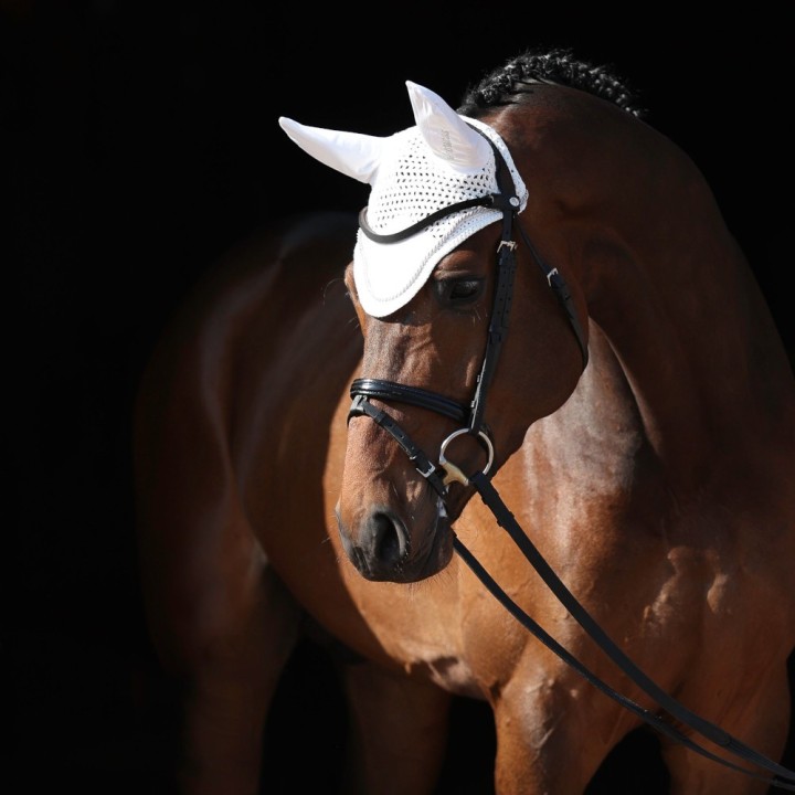 Bucas Fly Bonnet -White