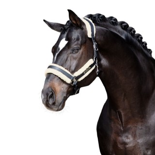 Eskadron Faux Fur Set Stallion Schoner