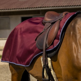 Equithème Tyrex 1200D Fleece Nierendecke
