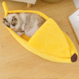 Kleines Haustierbett in Bananenform, warmes, weiches Plüschbett, atmungsaktives Bananenbett für Katzen S gelb