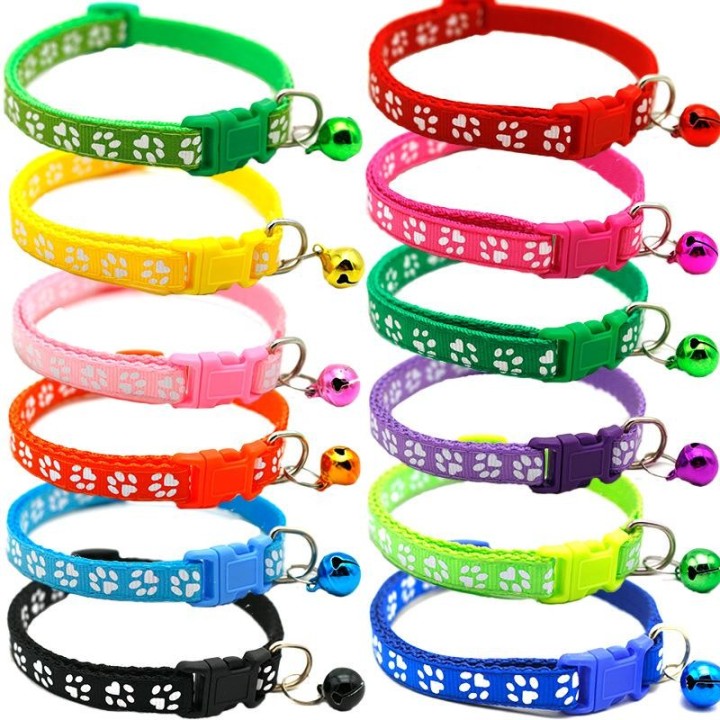 Haustierhalsband mit Glöckchen, Cartoon-Fußabdruck, buntes Hunde-/Welpen-/Katzen-Zubehör, Kätzchenhalsband, verstellbar, Sich