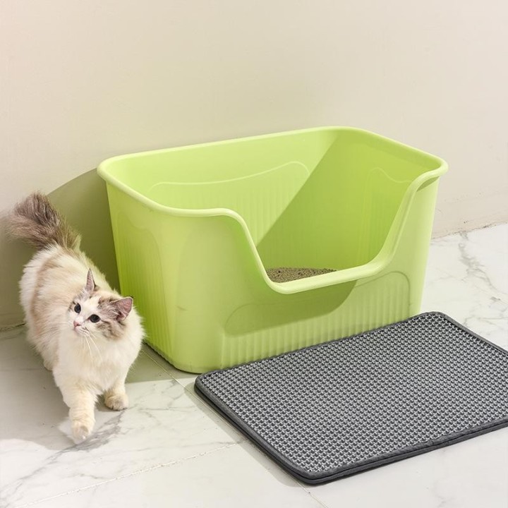 Übergroße, spritzwassergeschützte Katzentoilette mit Schaufel, halbgeschlossenes Design 43.5*36.5*22CM