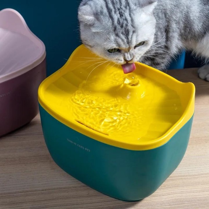 Automatischer Wasserspender mit Cartoon-Katze-Motiv, stumm, intelligenter Trinkartefakt für Hunde und Katzen, intelligenter W
