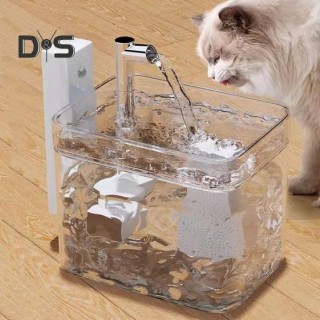Kabelloser Katzentrinkbrunnen, 1,5 l, automatischer Wasserspender für Haustiere, wiederaufladbar über USB, kabellose Tränke,