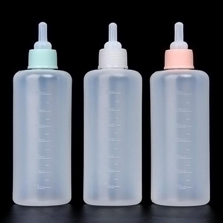 Haustier-Milchflasche, Haustier-Welpen-Kätzchen-Futterflasche, Katzenmilch-Pflege grün