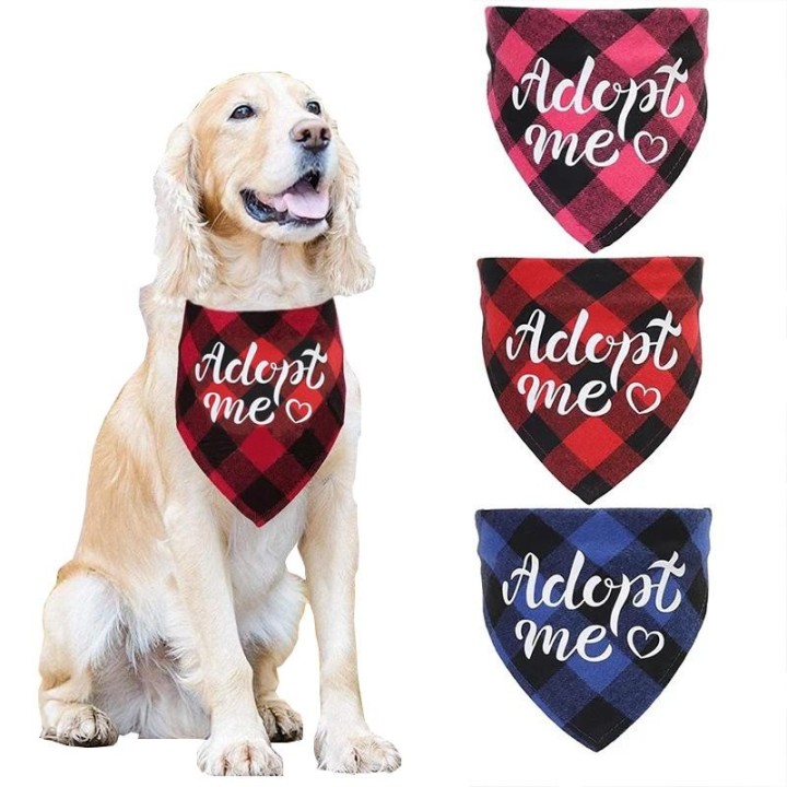 Hunde-Bandanas Adopt Me Plaid Verstellbare Lätzchen für Hunde Katzen Haustier Schal Zubehör M(42x42x60CM) rot