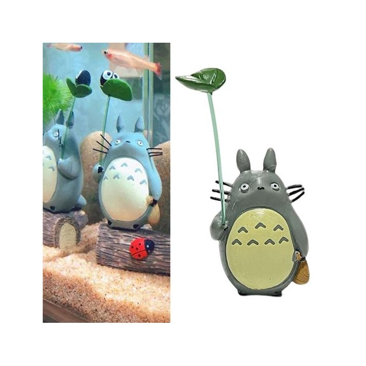 Aquarium Dekoration Lebendige Farbecht Aquarium Landschaftsbau PVC Anime Figur Miyazaki Katze mit Blatt L grau