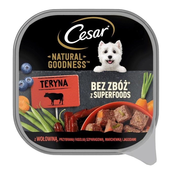 CESAR Natural Goodness 100 g Schale mit Rindfleisch, garniert mit grünen Bohnen, Karotten und Beeren