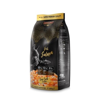 LEONARDO Fresh Salmon &amp, Poultry 250 g