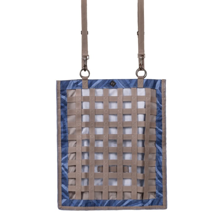 Sac à foin collection pour cheval QHP Slowfeeder Turnout